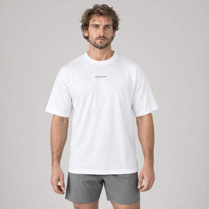 Oversize Tee blanca de Dropset, vista de frente